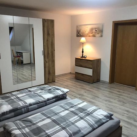 Moderne Vollmoeblierte Wohnung Zwickau Exteriér fotografie